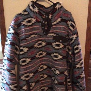 Woman’s Cinch pullover